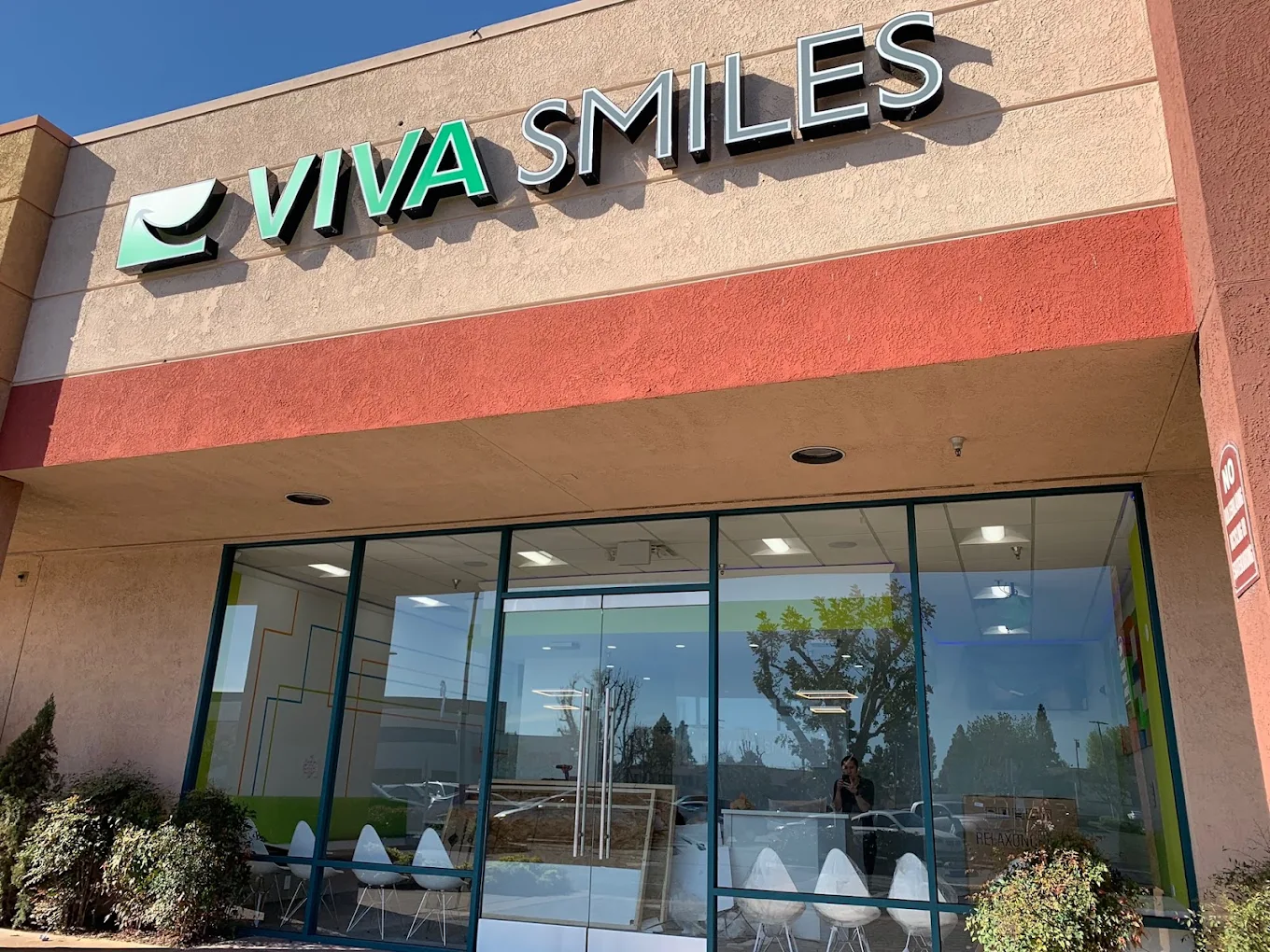 Viva Smiles
